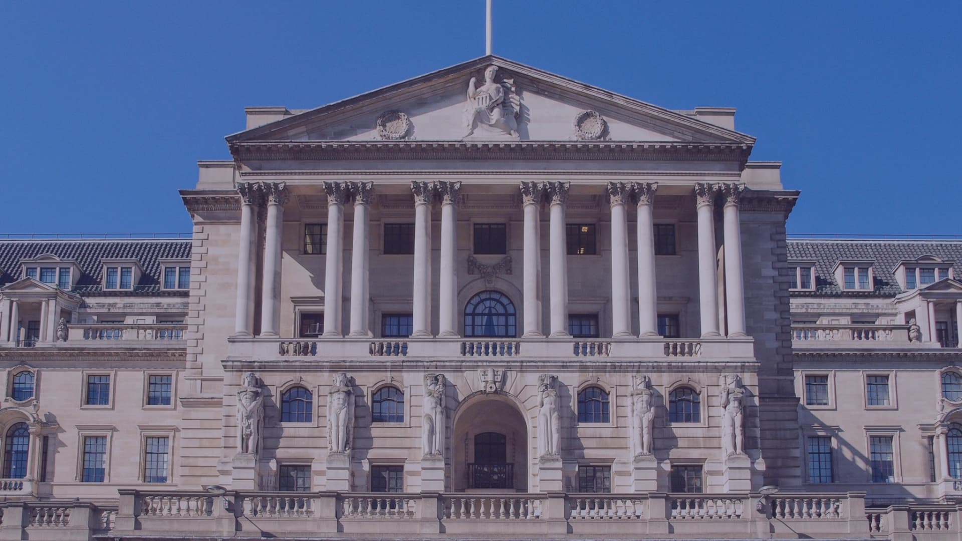 An image of the Bank of England. Ways to inflation proof your wealth