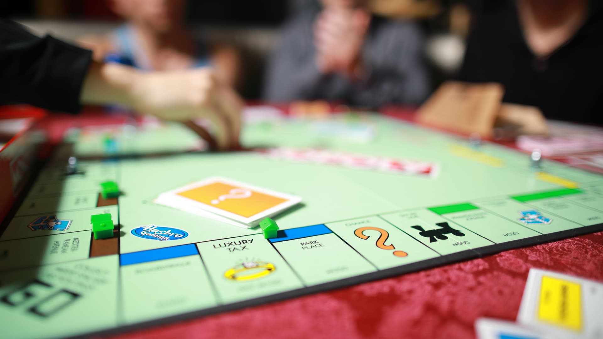 8 tips to win Monopoly | Holborn Assets