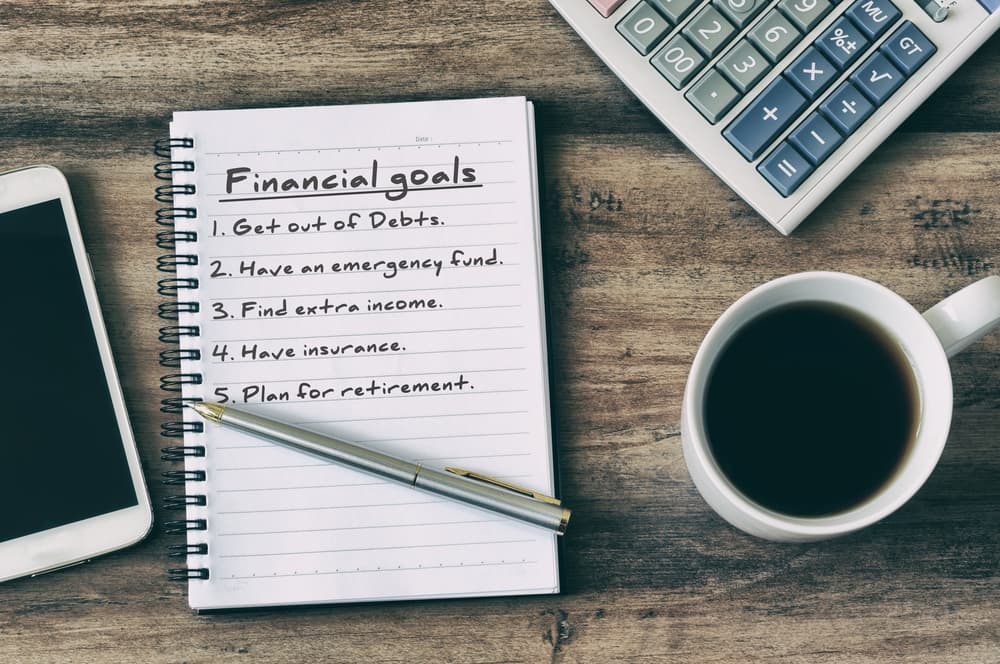 new year resolutions: achieve your financial goals in 2023